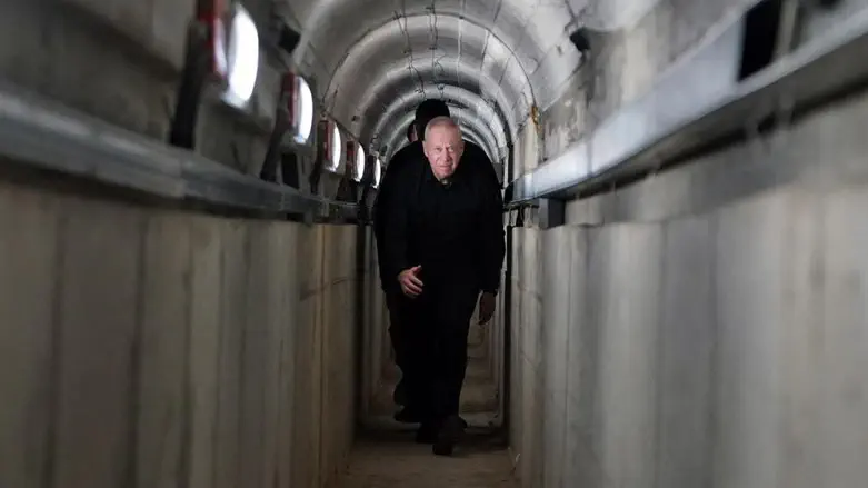 Gallant tours terror tunnels