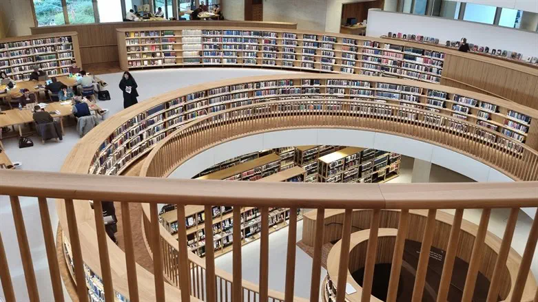 הספריה הלאומית החדשה- באר של ספרים