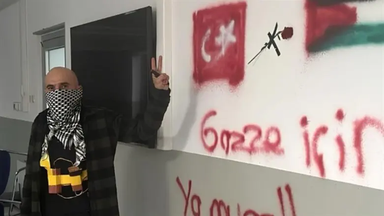 The suspected hostage taker