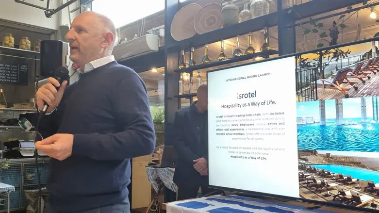 ליאור רביב במסיבת העיתונאים