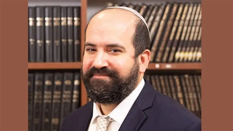 הרב חננאל זייני