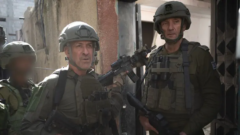 Начальник генштаба и глава ШАБАКа в Хан-Юнисе