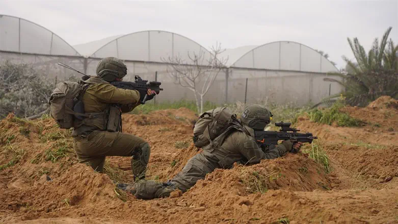 IDF soldiers operating in Gaza
