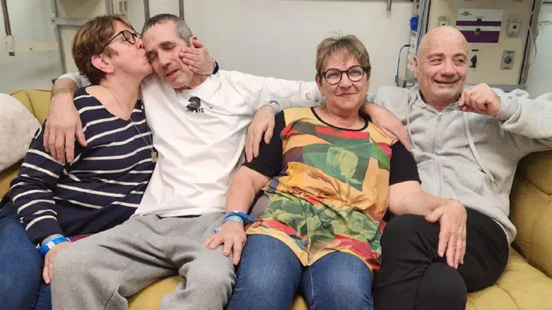 Fernando Marman and Louis Har reunited with their families