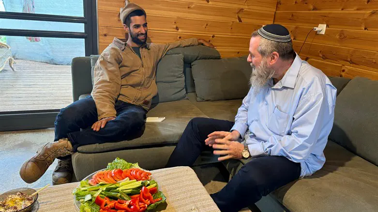 ח"כ אבי מעוז עם משה שרביט