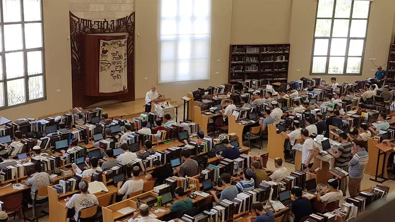 ישיבת ההסדר בירוחם