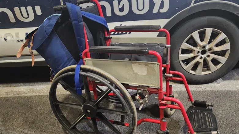 כסא הגלגלים שנתפס