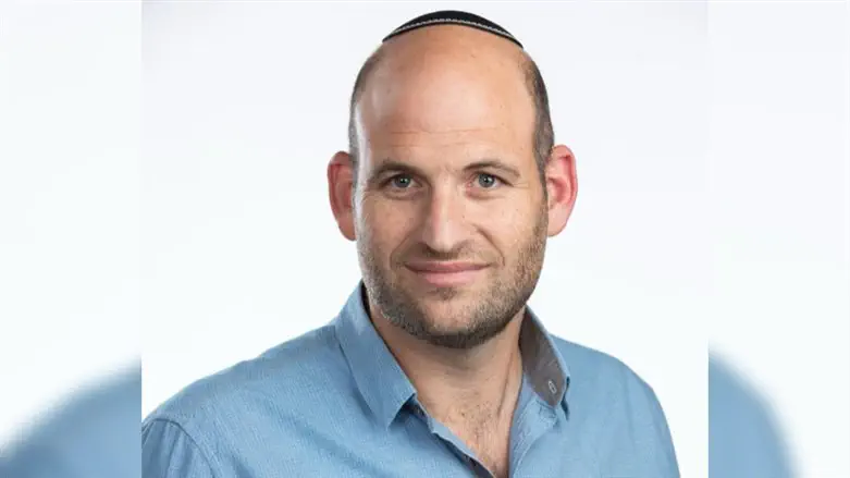 רפאל אנגל
