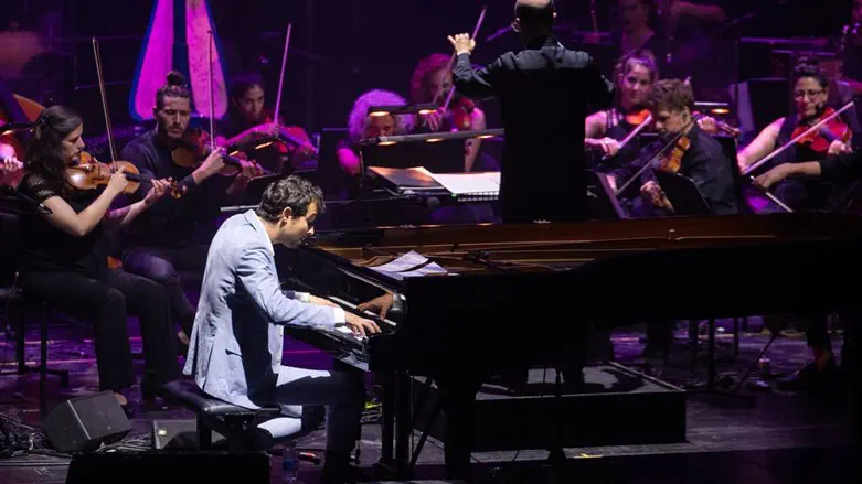 תזמורת המהפיכה