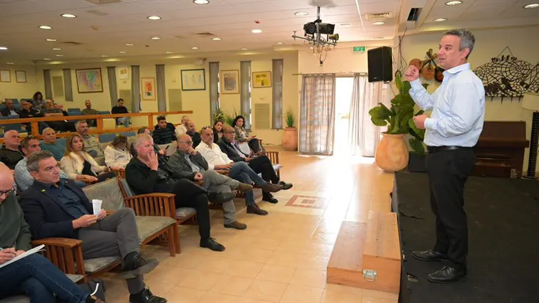 המפגש עם בעלי העסקים