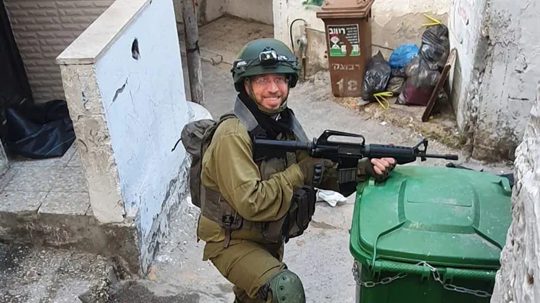 מרדכי ברס בפעילות מבצעית