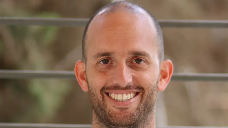 טל לוריא