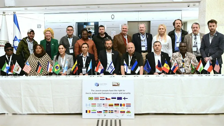 IAF parliamentarians attend a briefing