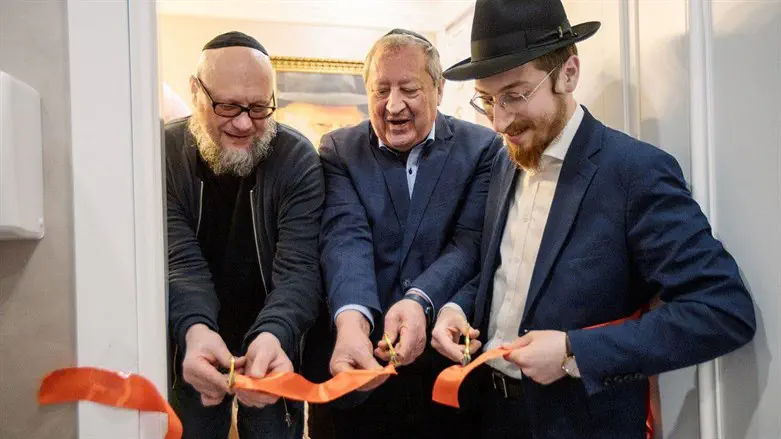חונכים את המקווה