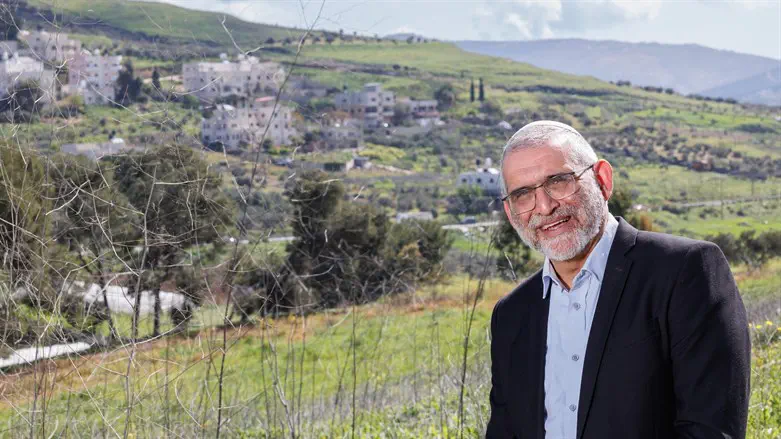 ד"ר מיכאל בן ארי