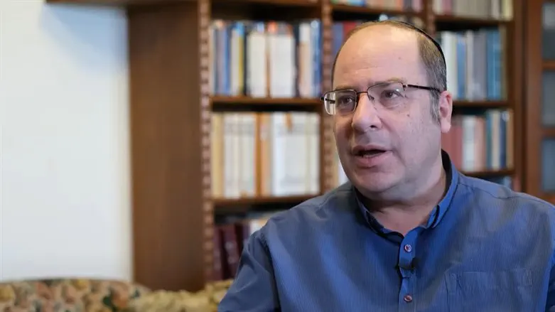 הרב אמנון בזק