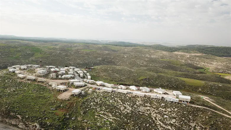 הישוב עשהאל