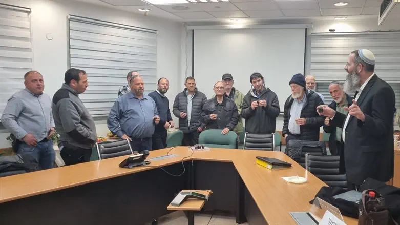 ישיבת מועצת קריית ארבע