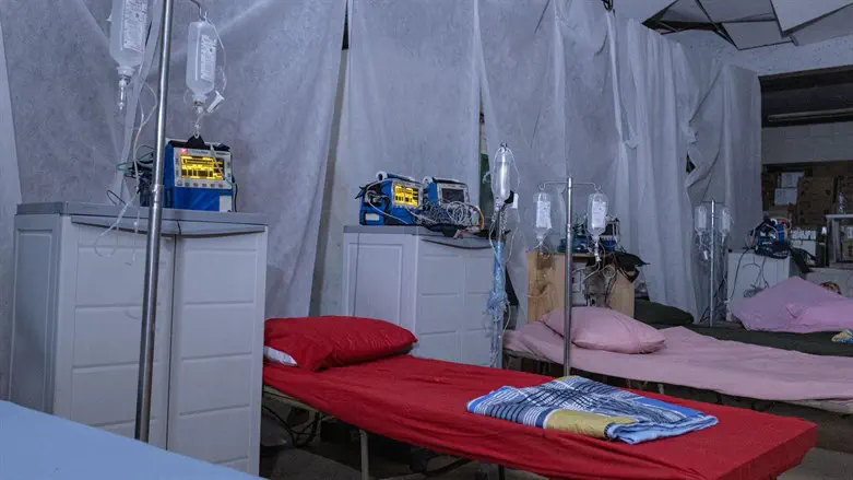 IDF facilitating humanitarian aid at Shifa Hospital