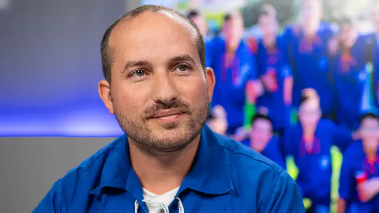 לירן גרוס מזכ"ל תנועת הנוער עזרא