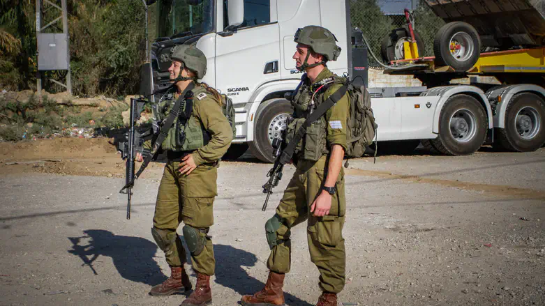 IDF forces (illustrative)