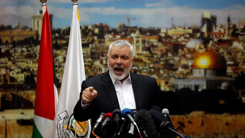 Исмаил Хания