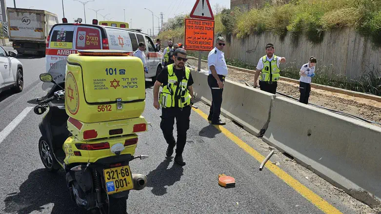 זירת התאונה סמוך למחלף שעריה