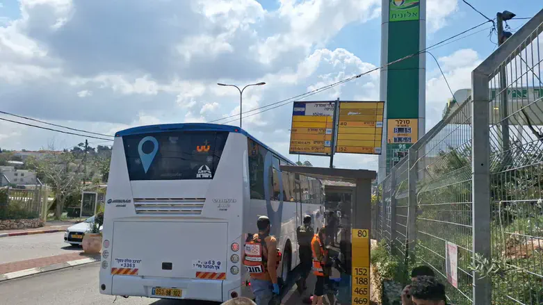 Автобкс, подвергшийся обстрелу террориста