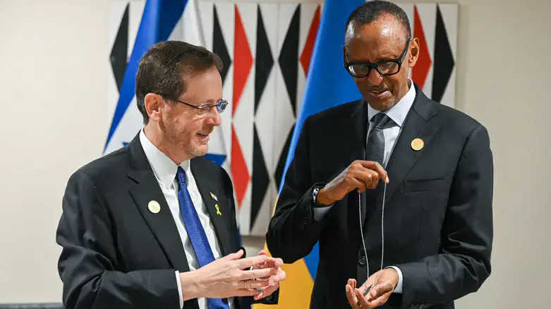 Presidents Herzog and Kagame