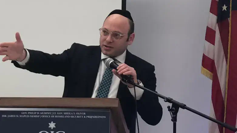 Duvi Honig addressing HomeLand Security Event