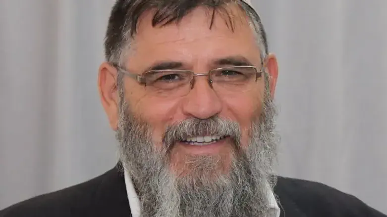 הרב אליעזר שנוולד