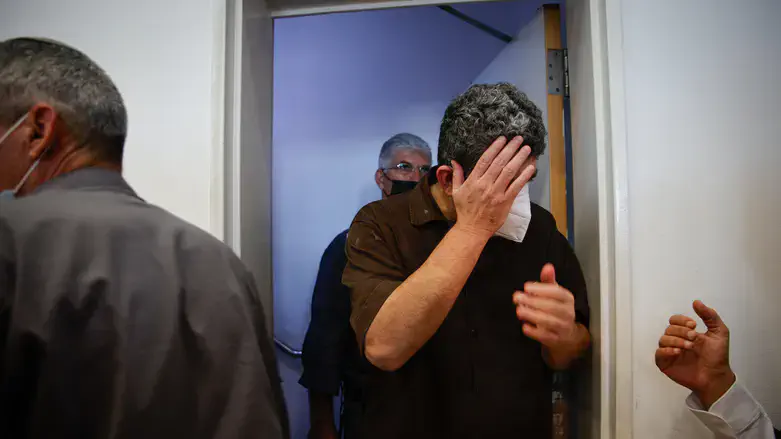 יעקב אבו אל-קיעאן בדיון לאחר מעצרו