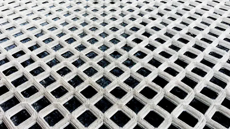 ישומים חדשניים של פרספקס