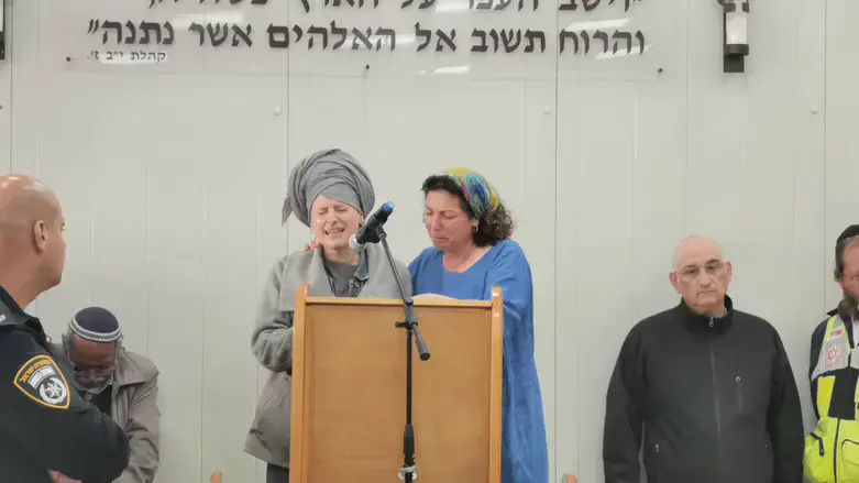 Мать Биньямина Ахимейра восхваляет его