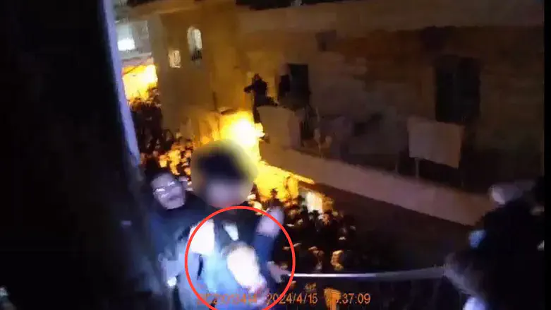 העימותים במאה שערים כפי שתועדו במצלמת אבטחה