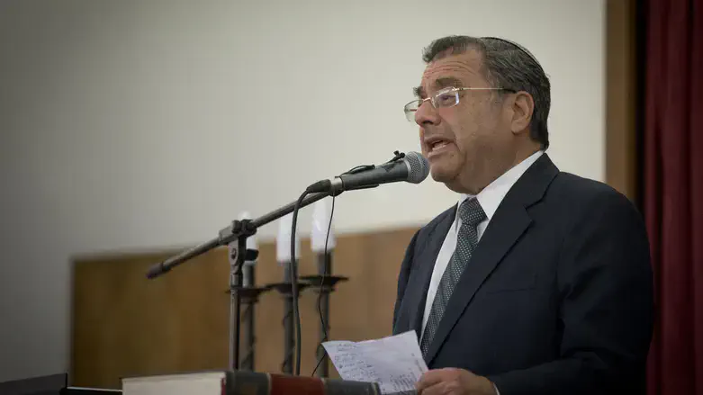 Rabbi Shlomo Riskin