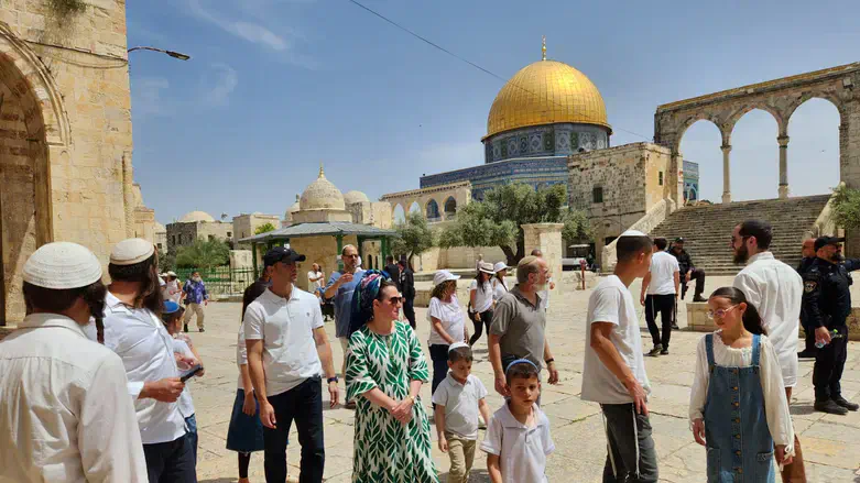 עלייה להר הבית בחול המועד