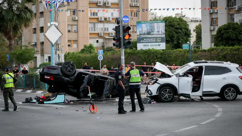 זירת התאונה ברמלה בה היה מעורב בן גביר