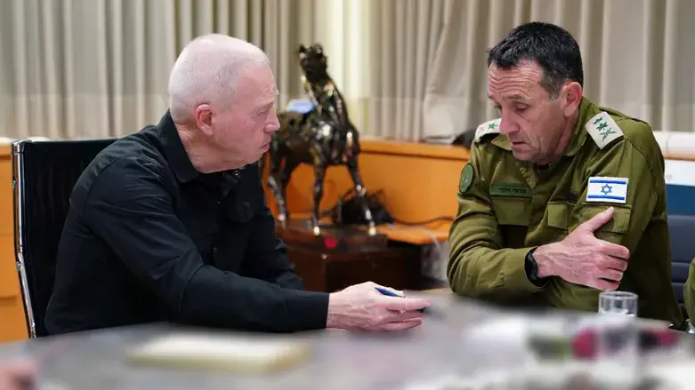 יואב גלנט והרצי הלוי