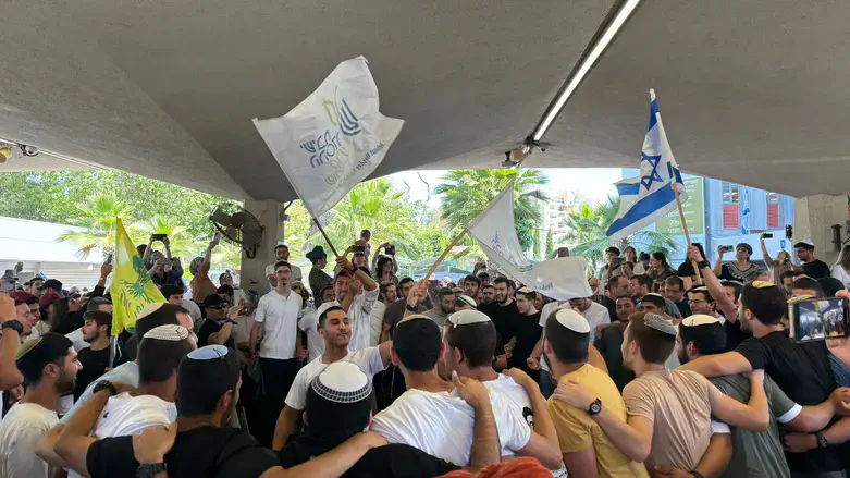 ישיבת ההסדר קרני שומרון בבקו"ם