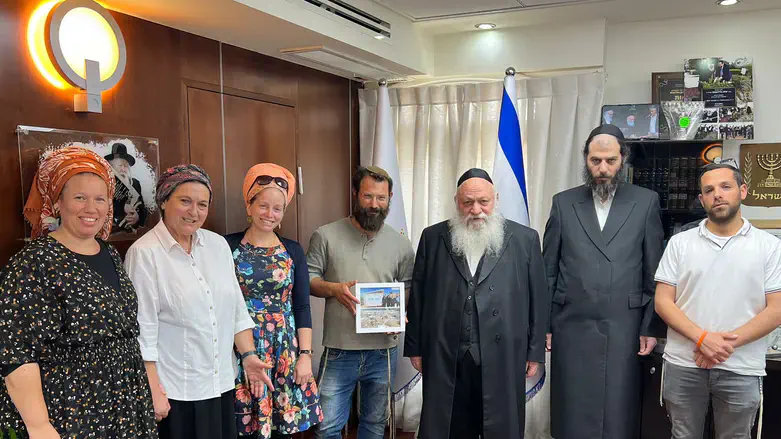 גולדקנופף עם גרעין רמת ארבל