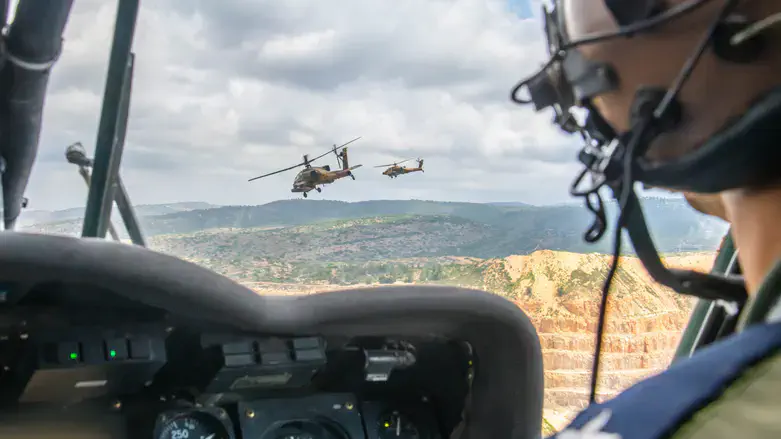 טייס במהלך המטס