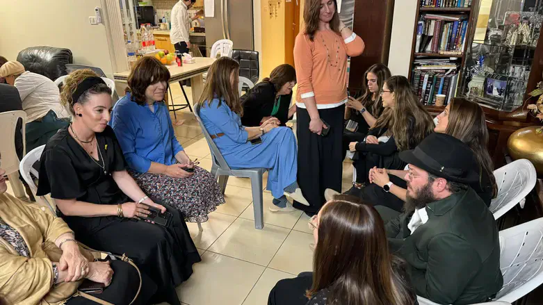 השרה סילמן בניחום האבלים