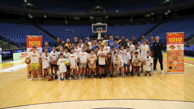 ילדי העוטף באימון מכבי היום