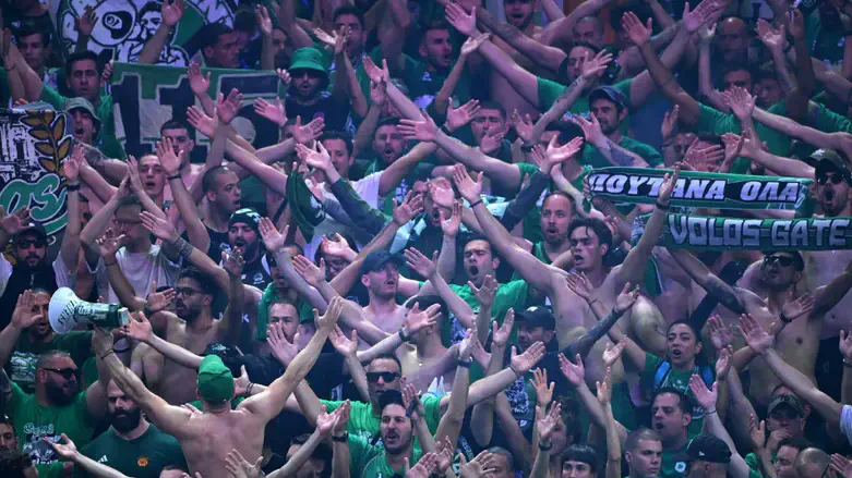 אוהדי פנאתינייקוס. תואר היסטורי