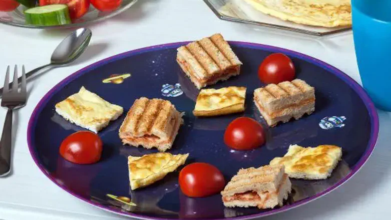 איך לעזור לילדים בררנים באוכל?