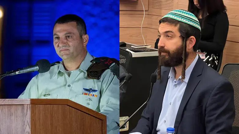 צבי סוכות לצד האלוף יניב עשור