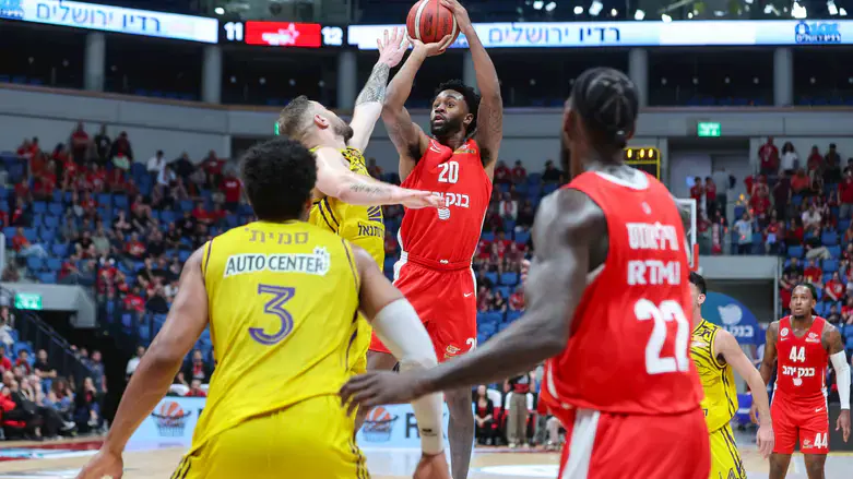 רנדולף הערב. הוביל את ירושלים לניצחון קשה