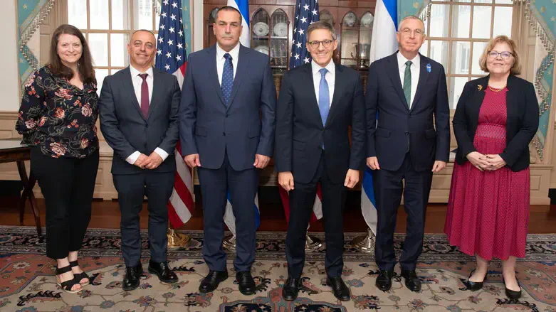 אייל זמיר עם בכירים בממשל האמריקני