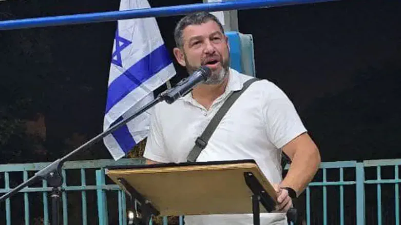 עופר וינטר באריאל